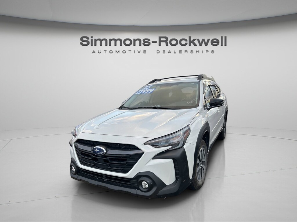 Used 2025 Subaru Outback Premium SUV