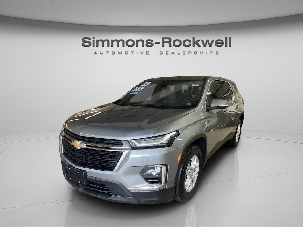 Used 2023 Chevrolet Traverse LS SUV