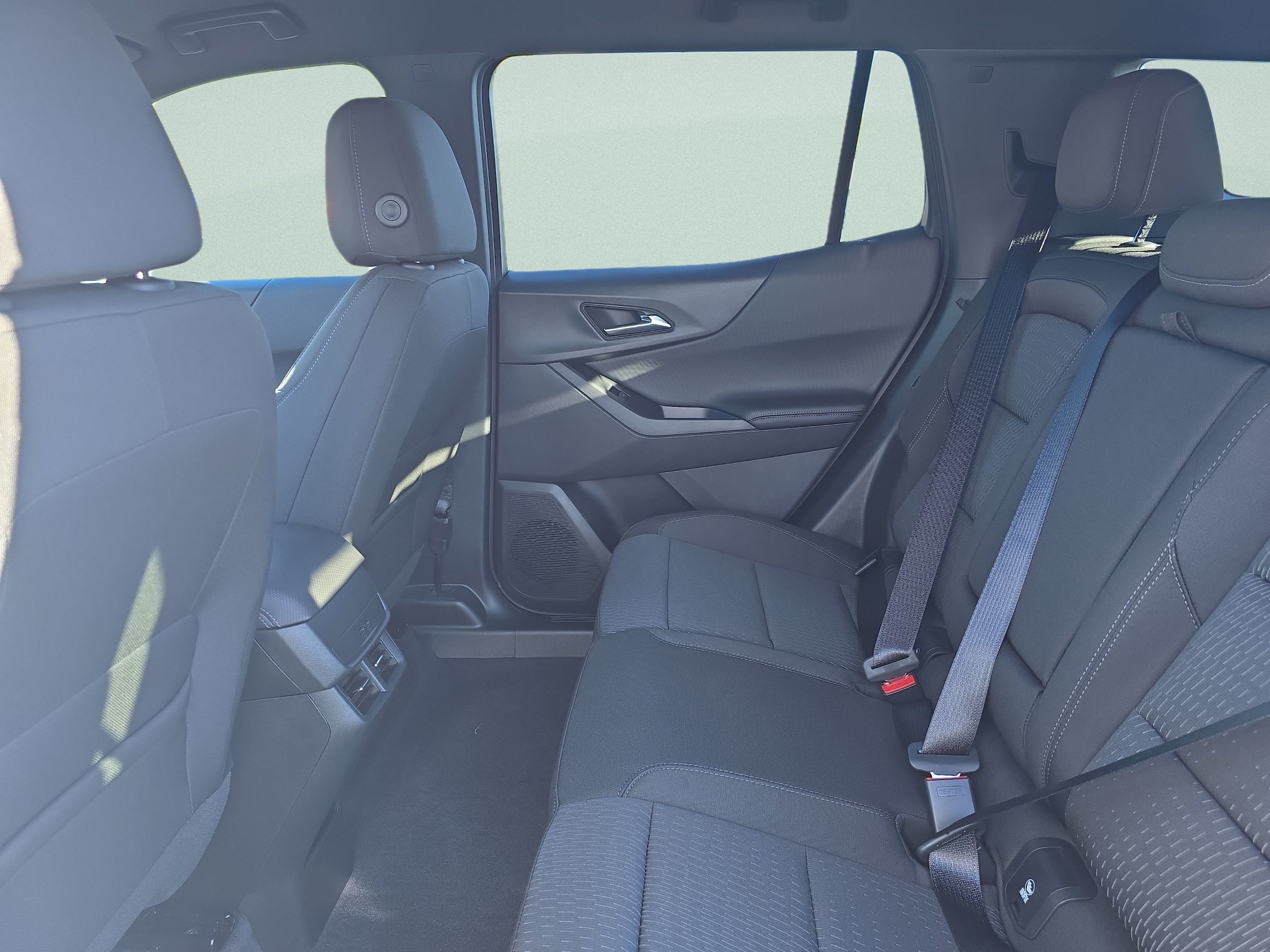 2027 Chevrolet Equinox LT - Photo 19