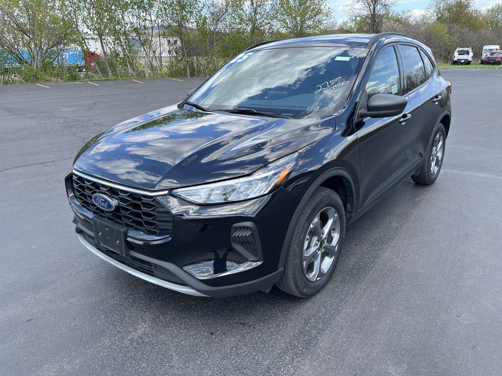 Used 2025 Ford Escape ST-Line