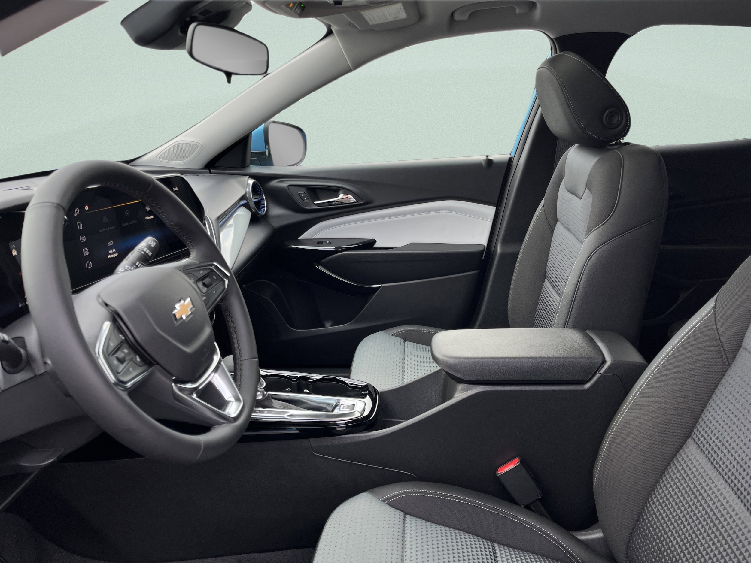 2026 Chevrolet Trax LT - Photo 6