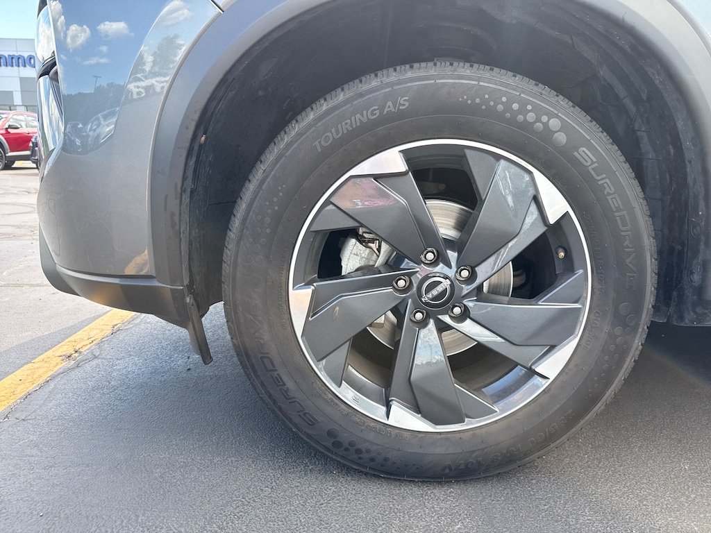 Used 2025 Nissan Rogue SV Intelligent AWD SUV