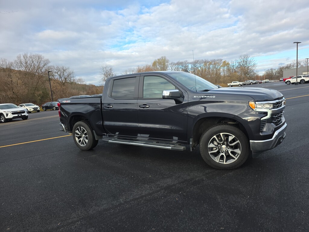 Used 2022 Chevrolet Silverado 1500 LT (2FL) Truck