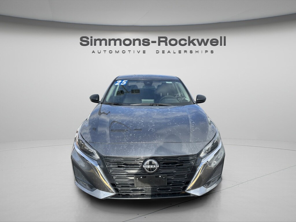 Used 2025 Nissan Altima SV