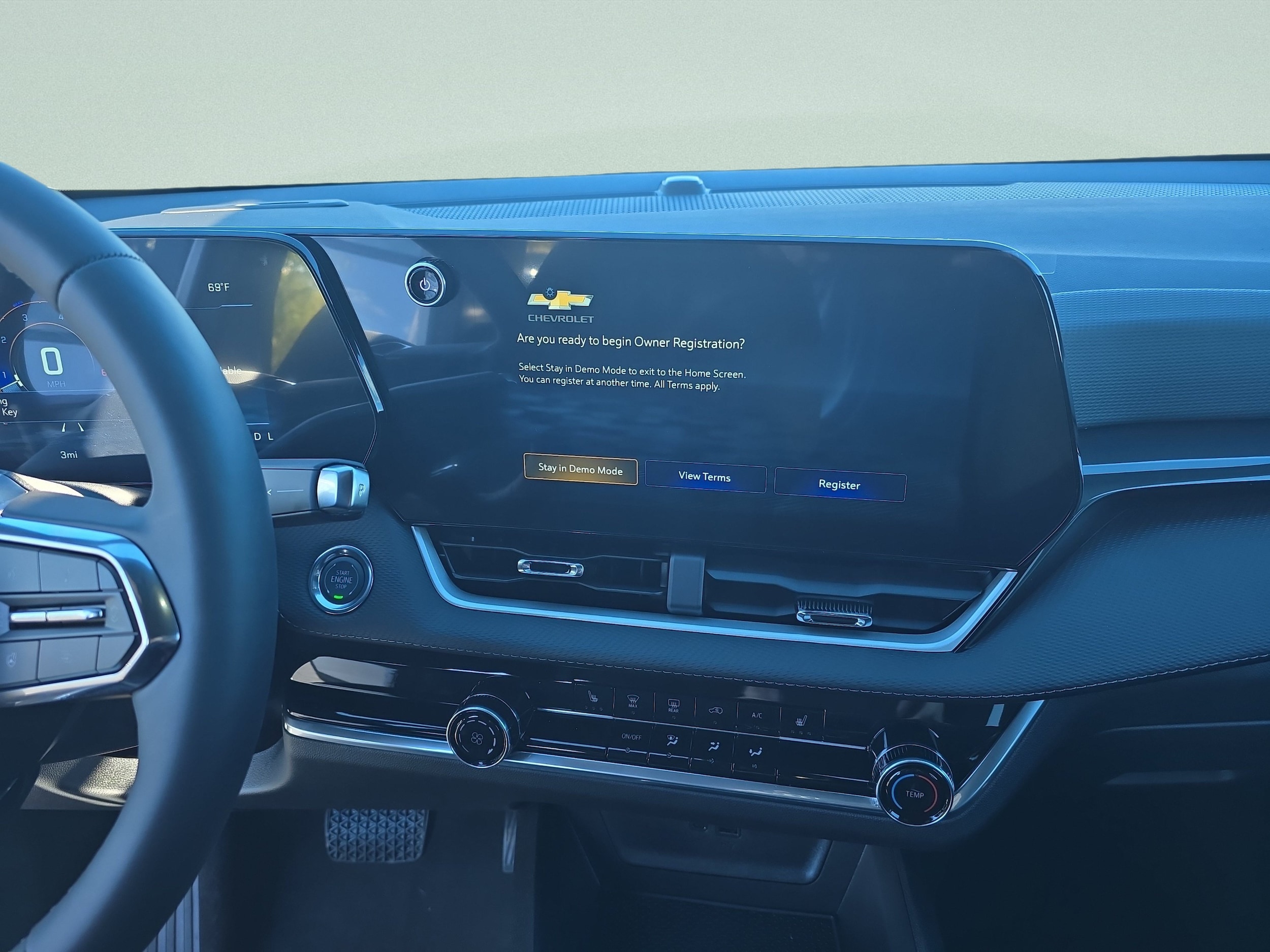 2027 Chevrolet Equinox LT - Photo 24