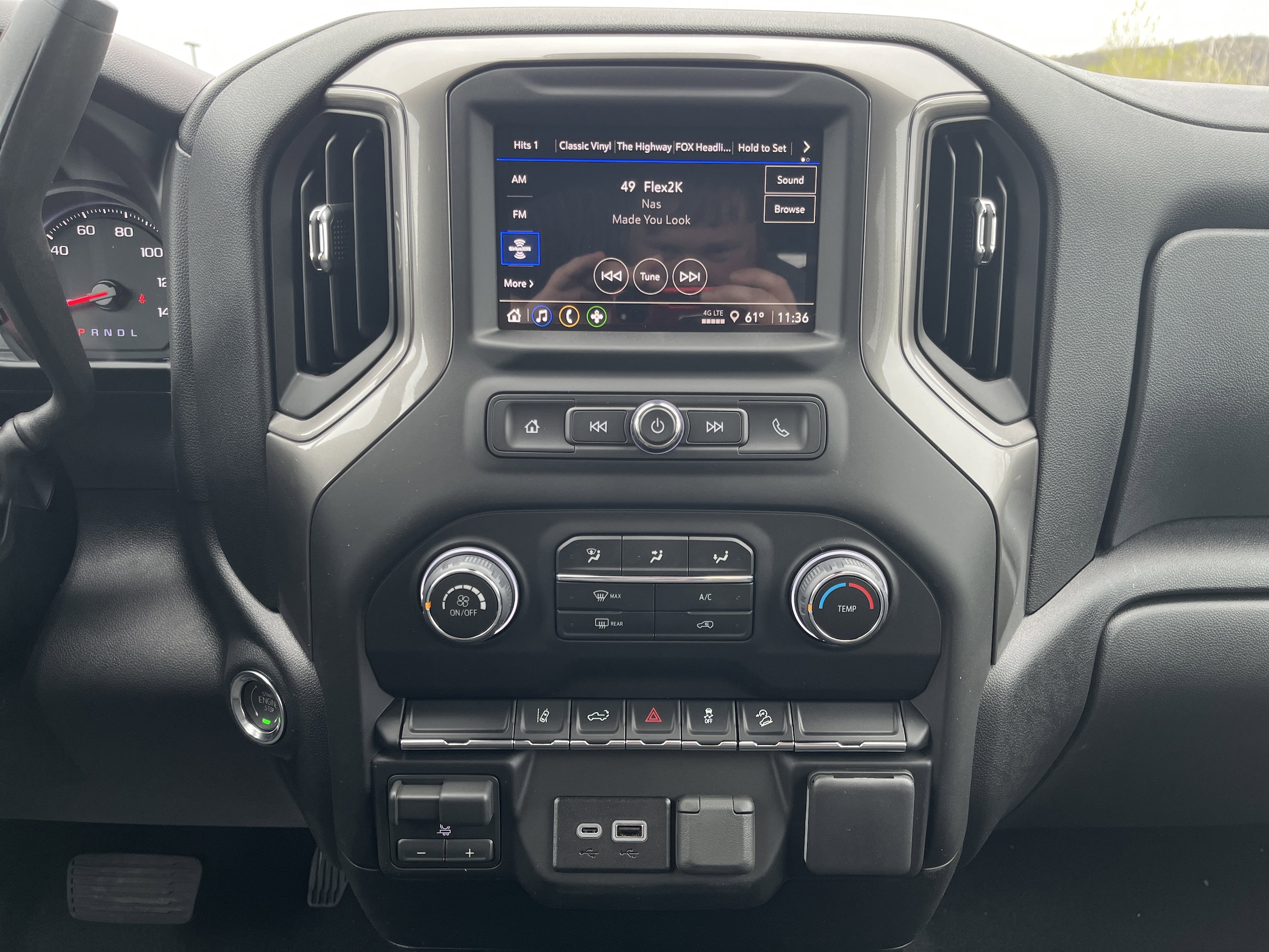 2026 Chevrolet Silverado 2500 HD Custom - Photo 30