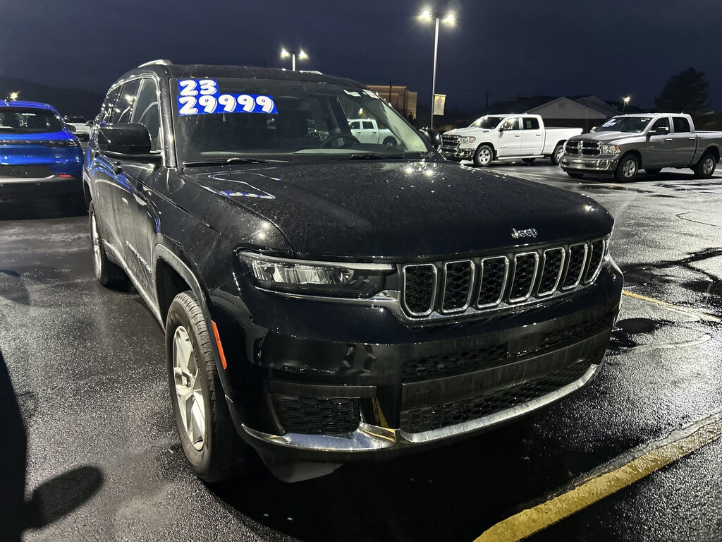 Used 2023 Jeep Grand Cherokee L Laredo 4x4 SUV