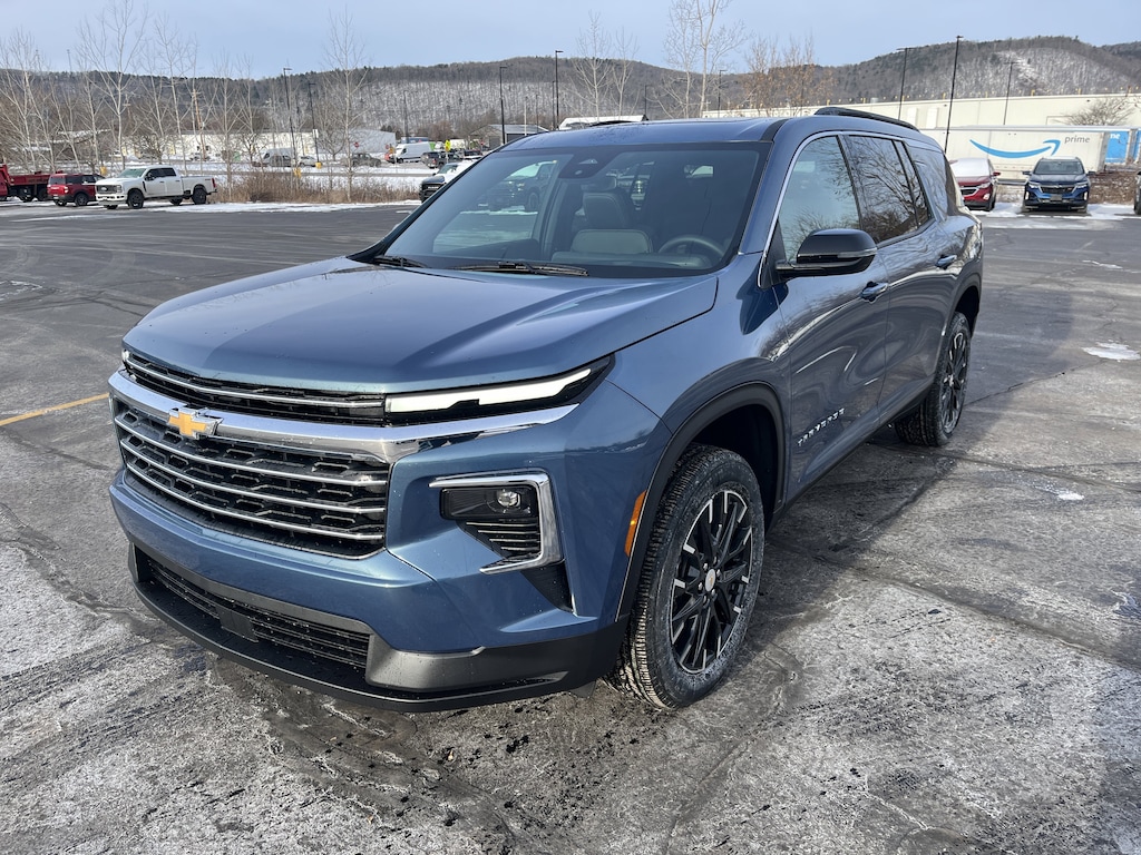 New 2026 Chevrolet Traverse LT SUV