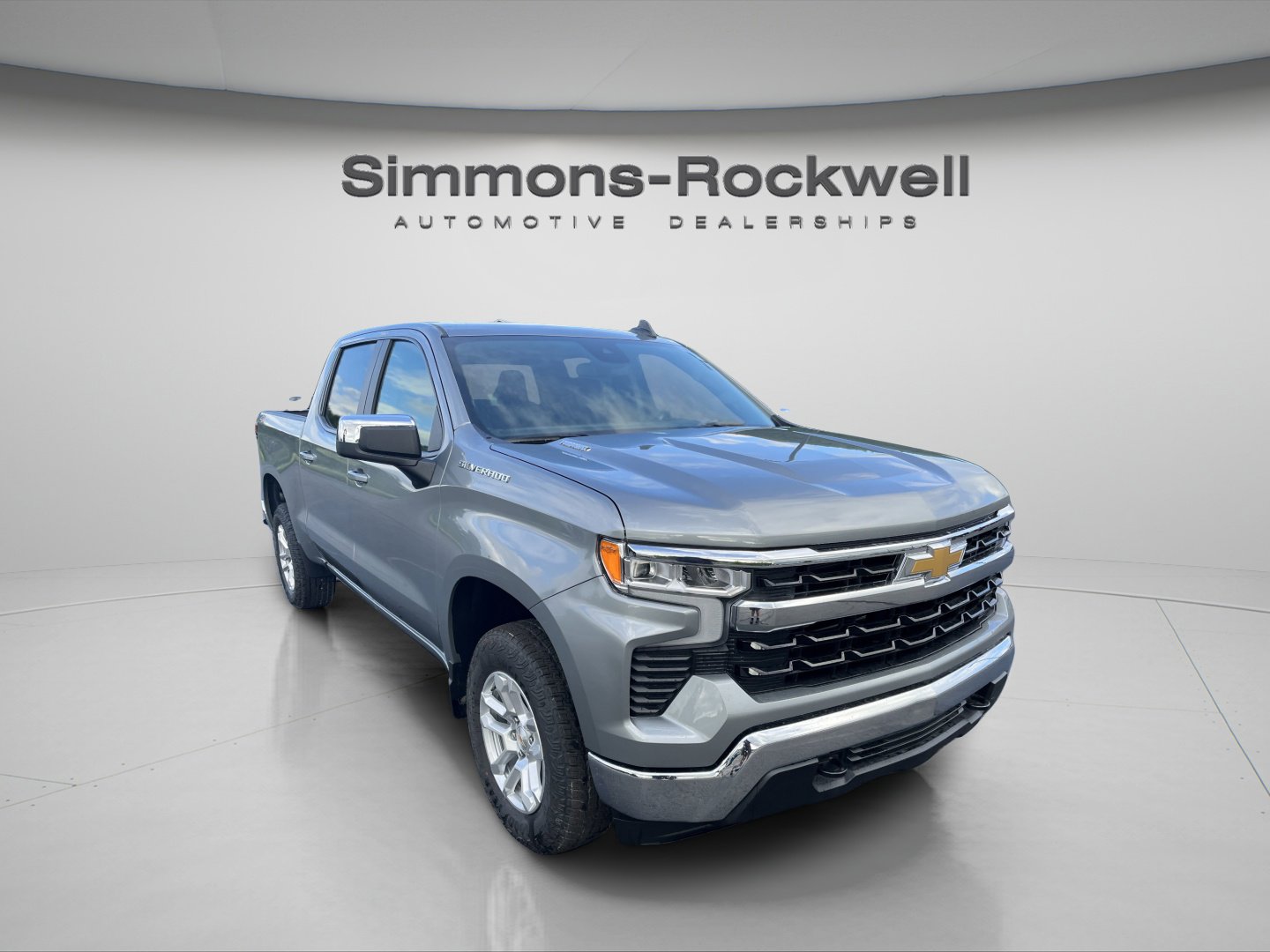 2025 Chevrolet Silverado 1500 LT photo 3