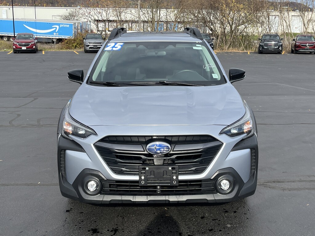 Used 2025 Subaru Outback Premium SUV