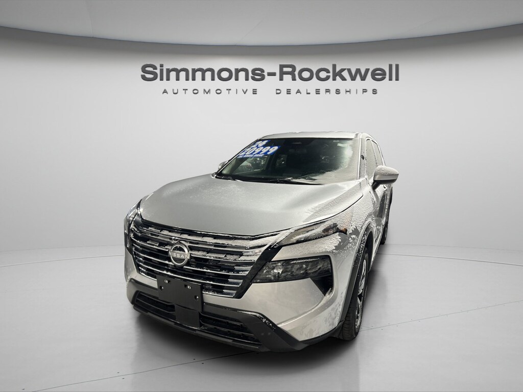 Used 2024 Nissan Rogue SV