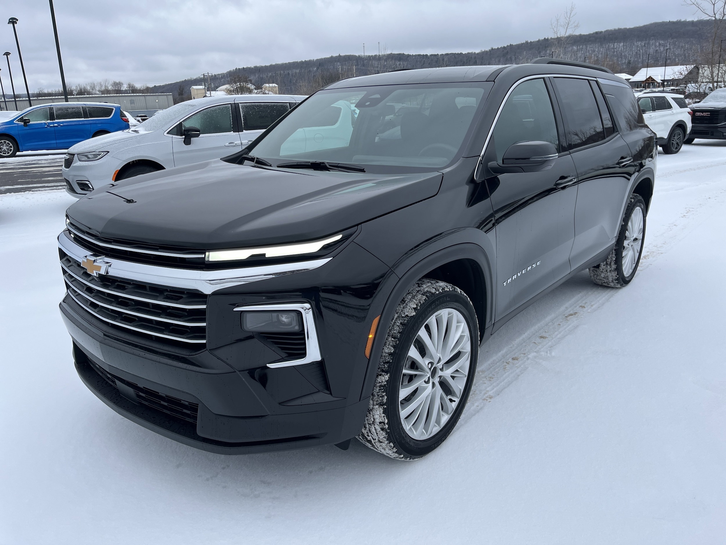 2026 Chevrolet Traverse LT's photo