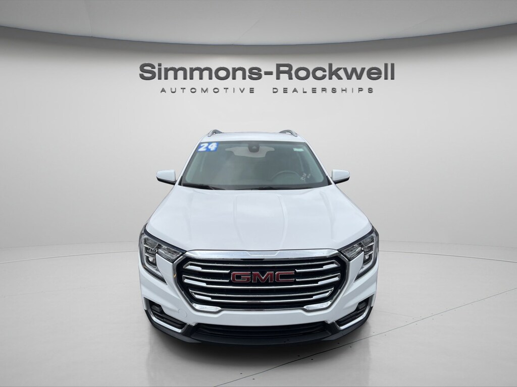 Used 2024 GMC Terrain SLT SUV