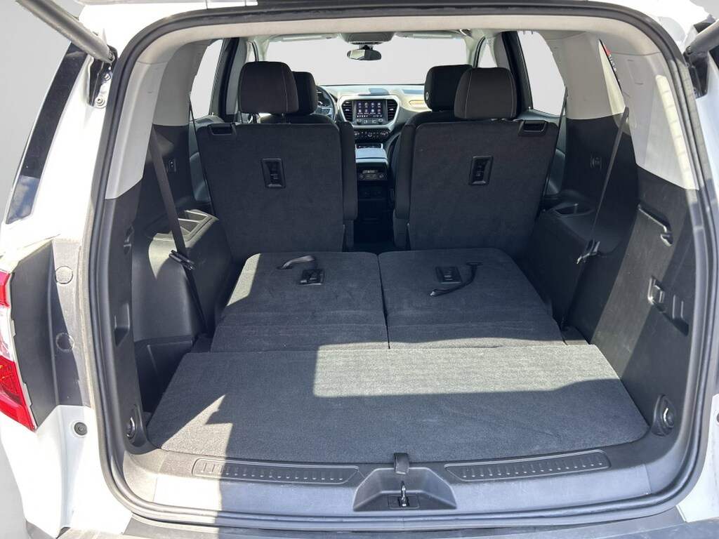 Used 2023 GMC Acadia SLE SUV