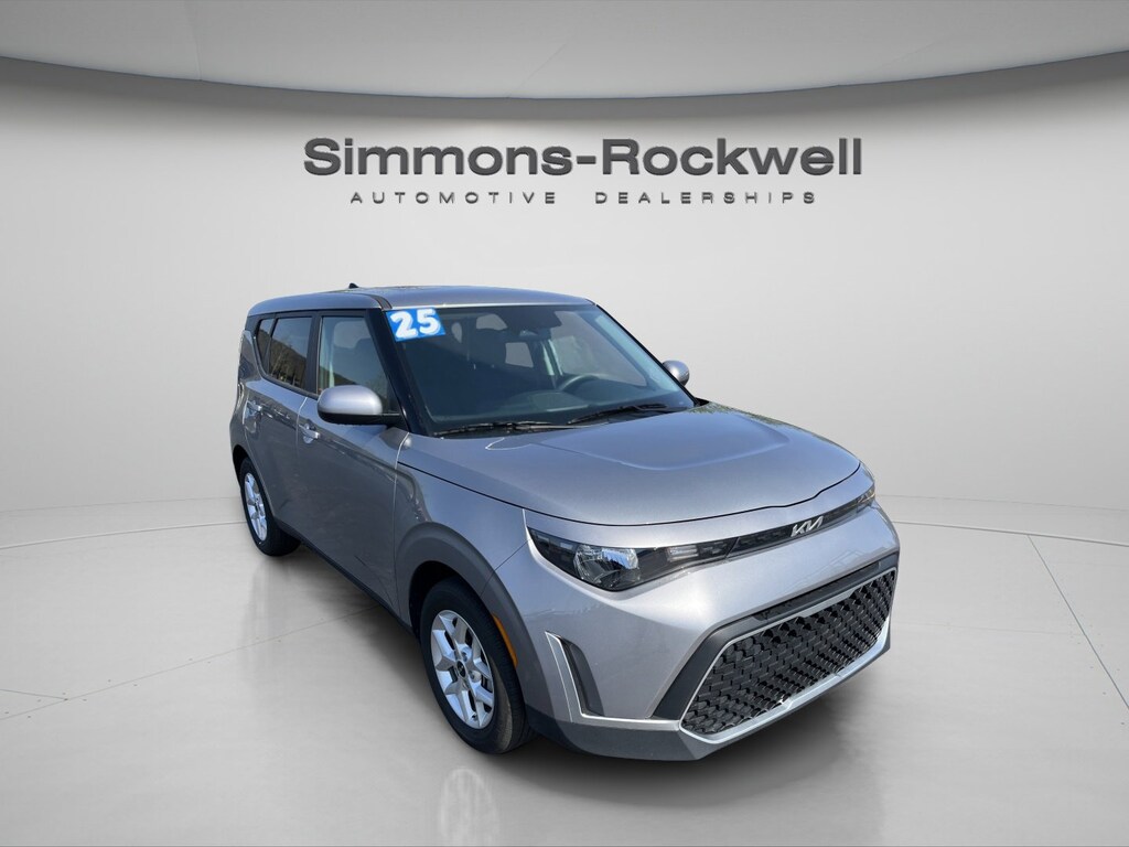 Used 2025 Kia Soul LX