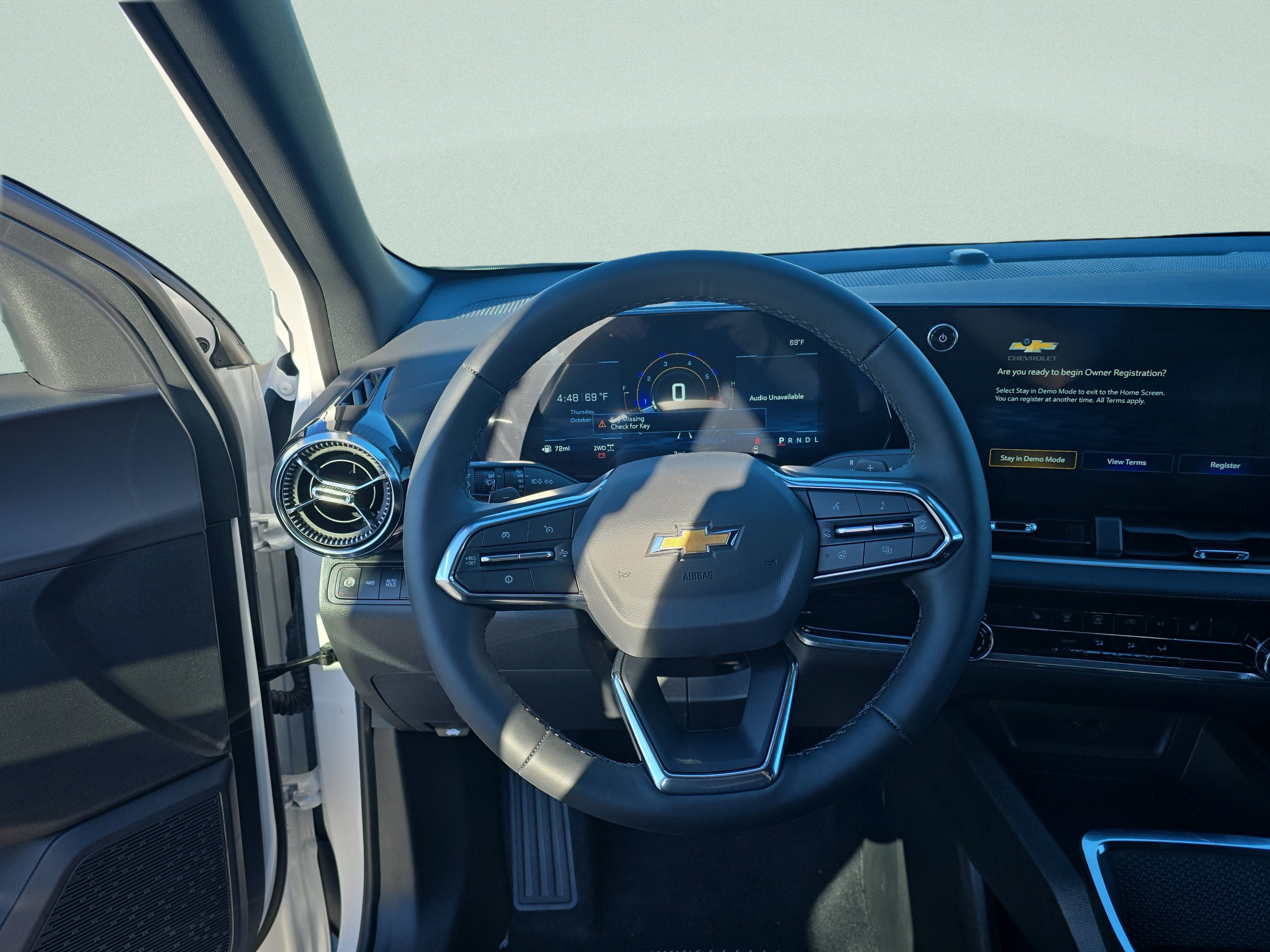 2027 Chevrolet Equinox LT - Photo 23