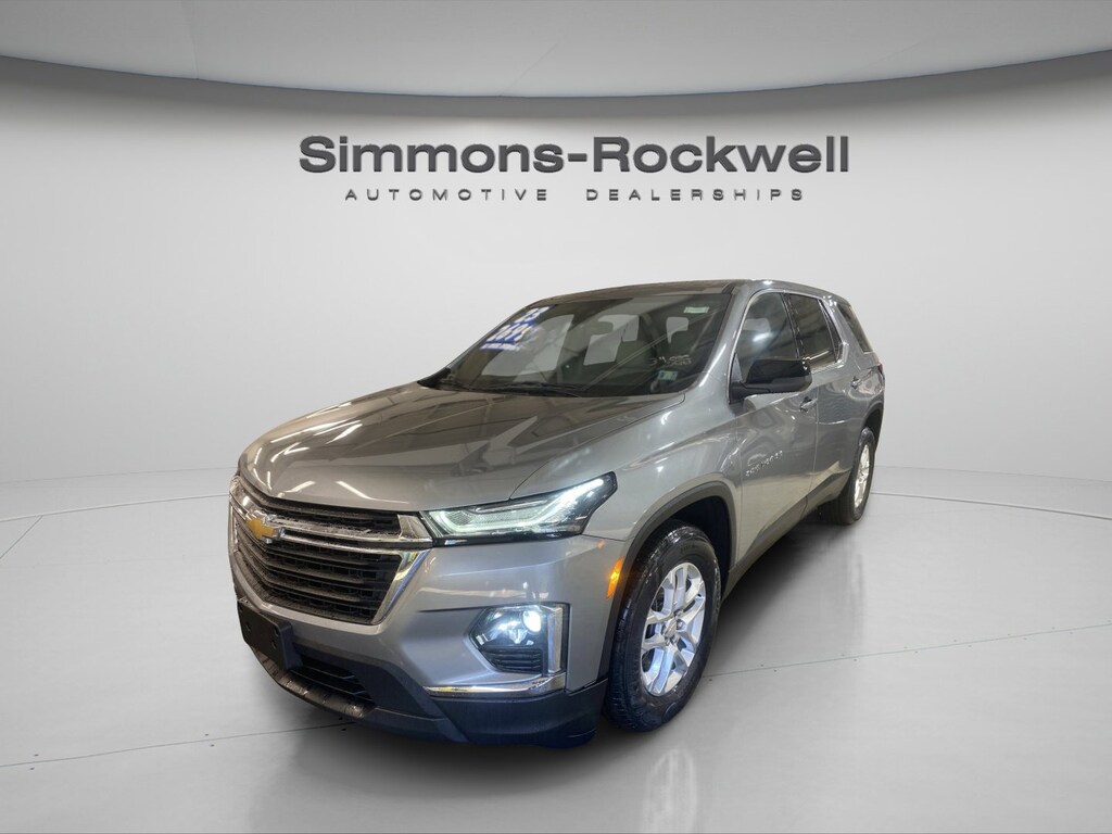 Used 2023 Chevrolet Traverse LS SUV