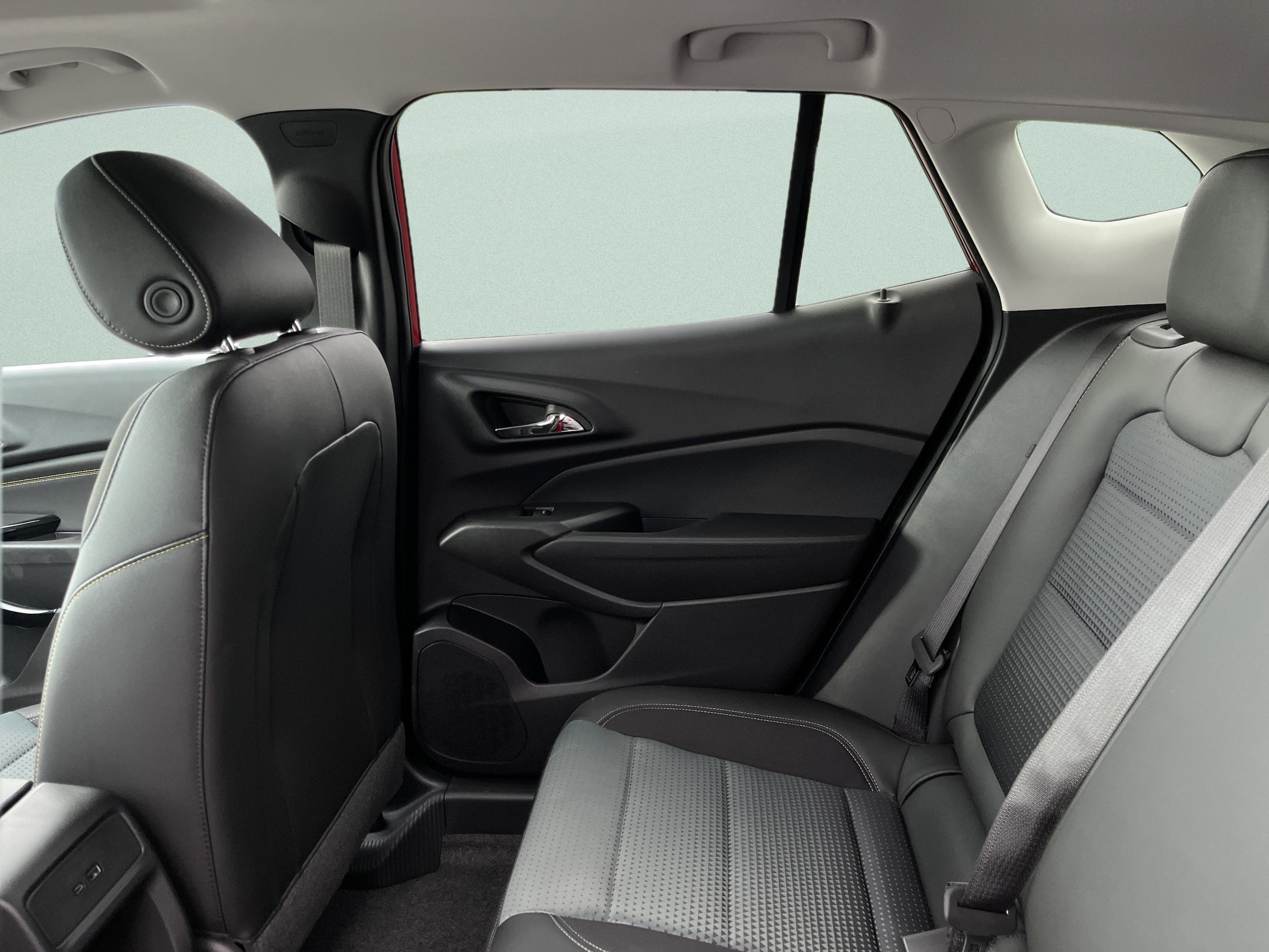 2026 Chevrolet Trax LT - Photo 25