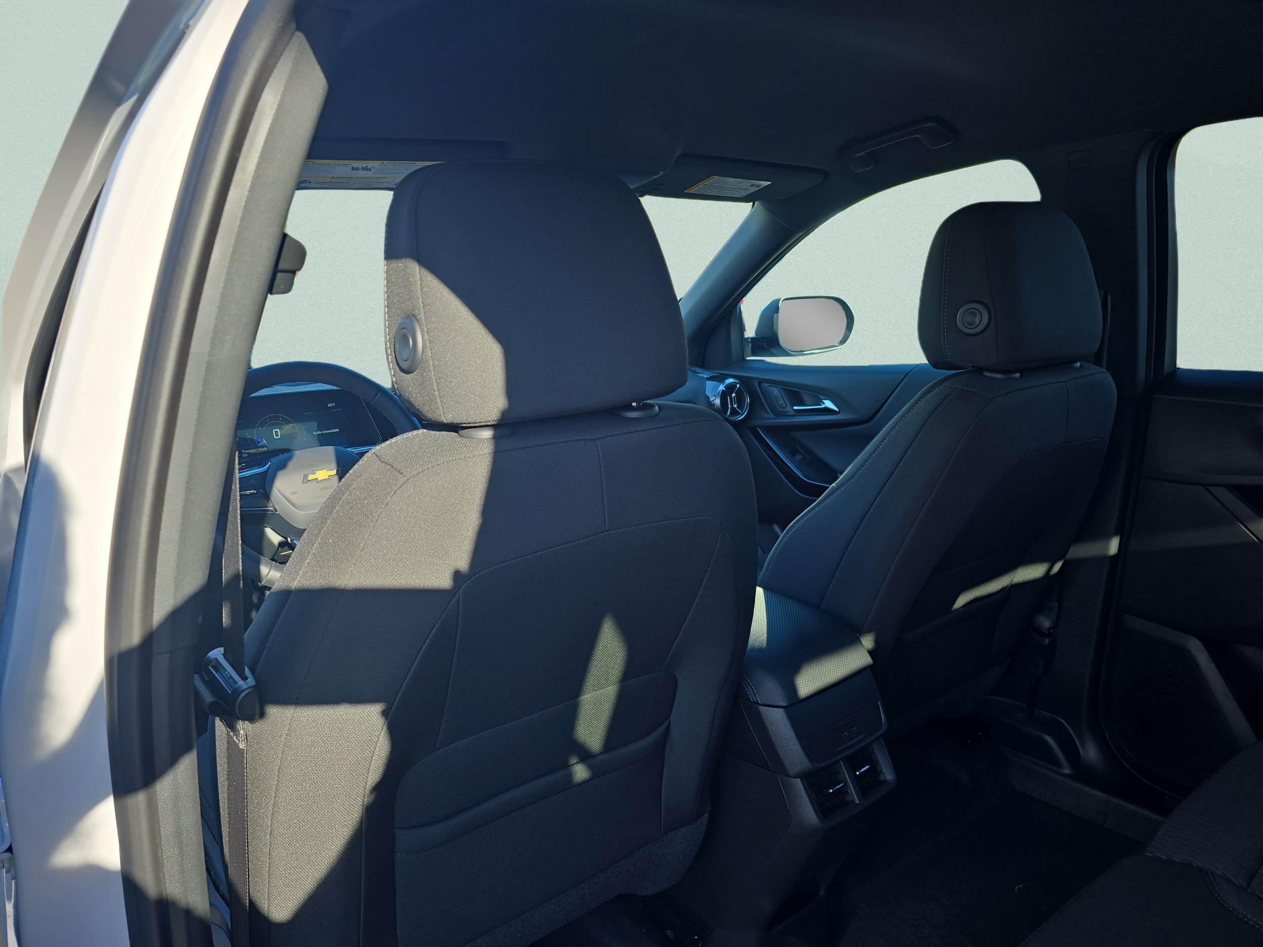 2027 Chevrolet Equinox LT - Photo 21