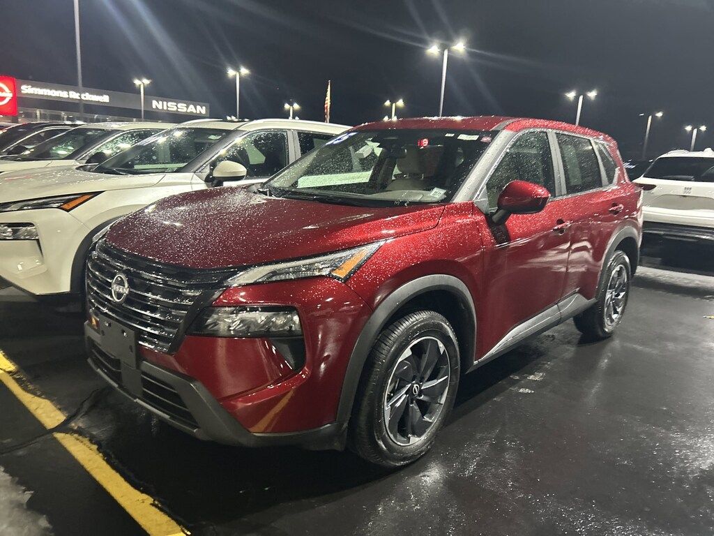 Used 2025 Nissan Rogue SV