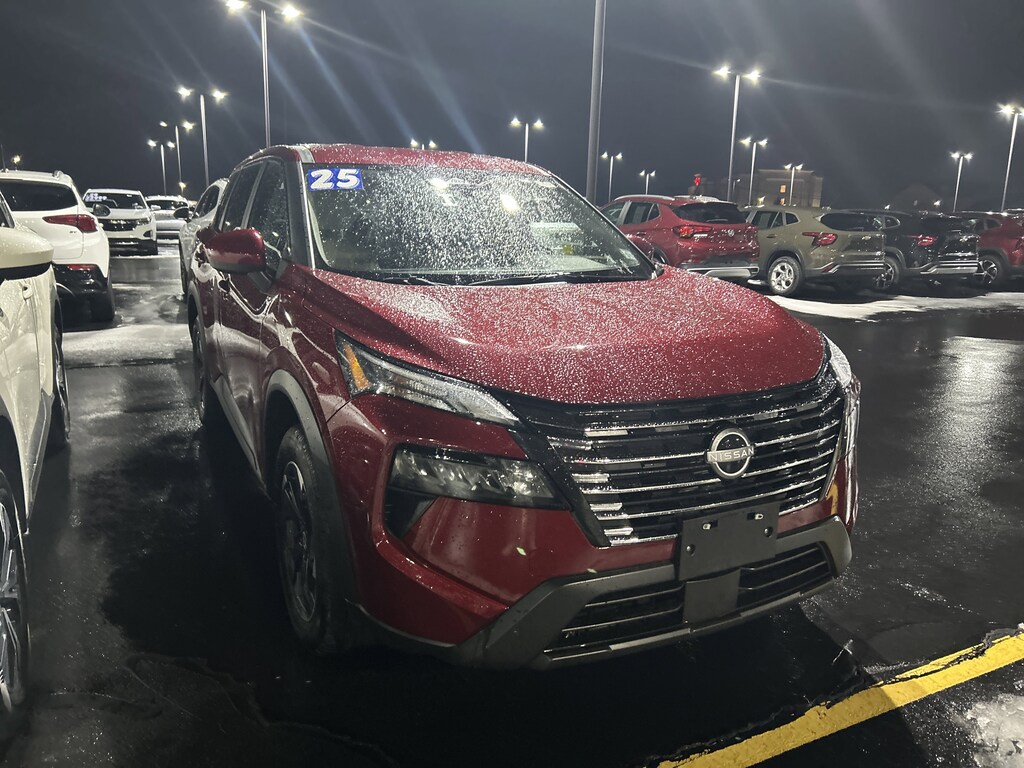 Used 2025 Nissan Rogue SV