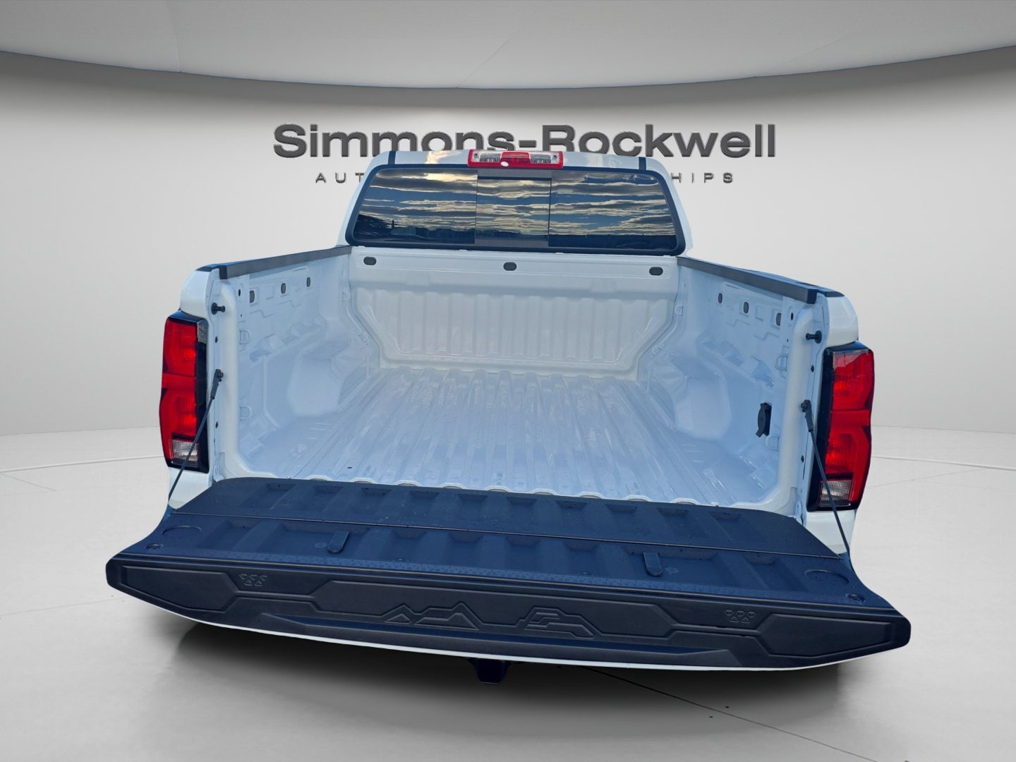 2026 Chevrolet Colorado Z71 - Photo 8