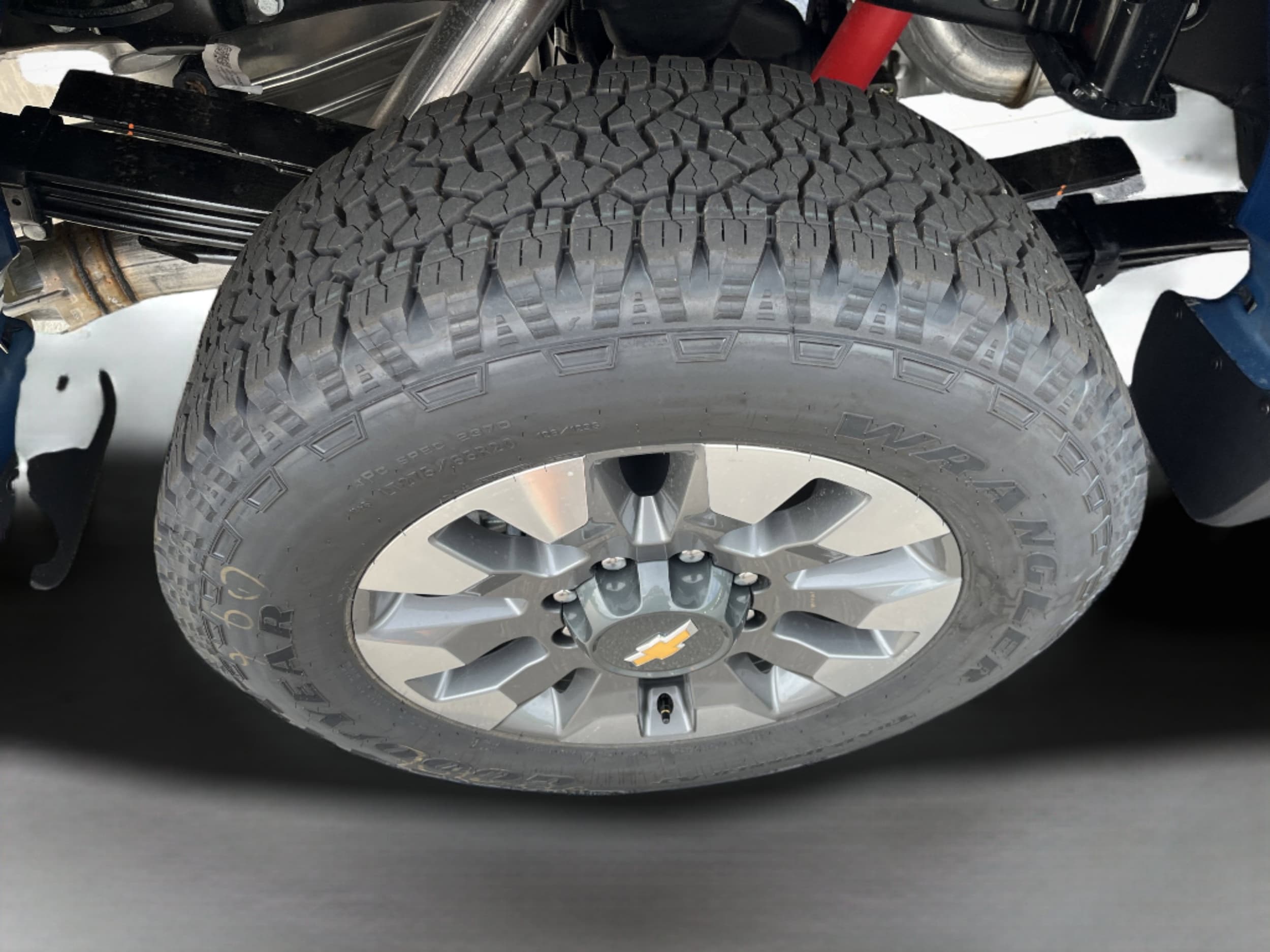 2026 Chevrolet Silverado 2500 HD Custom - Photo 9