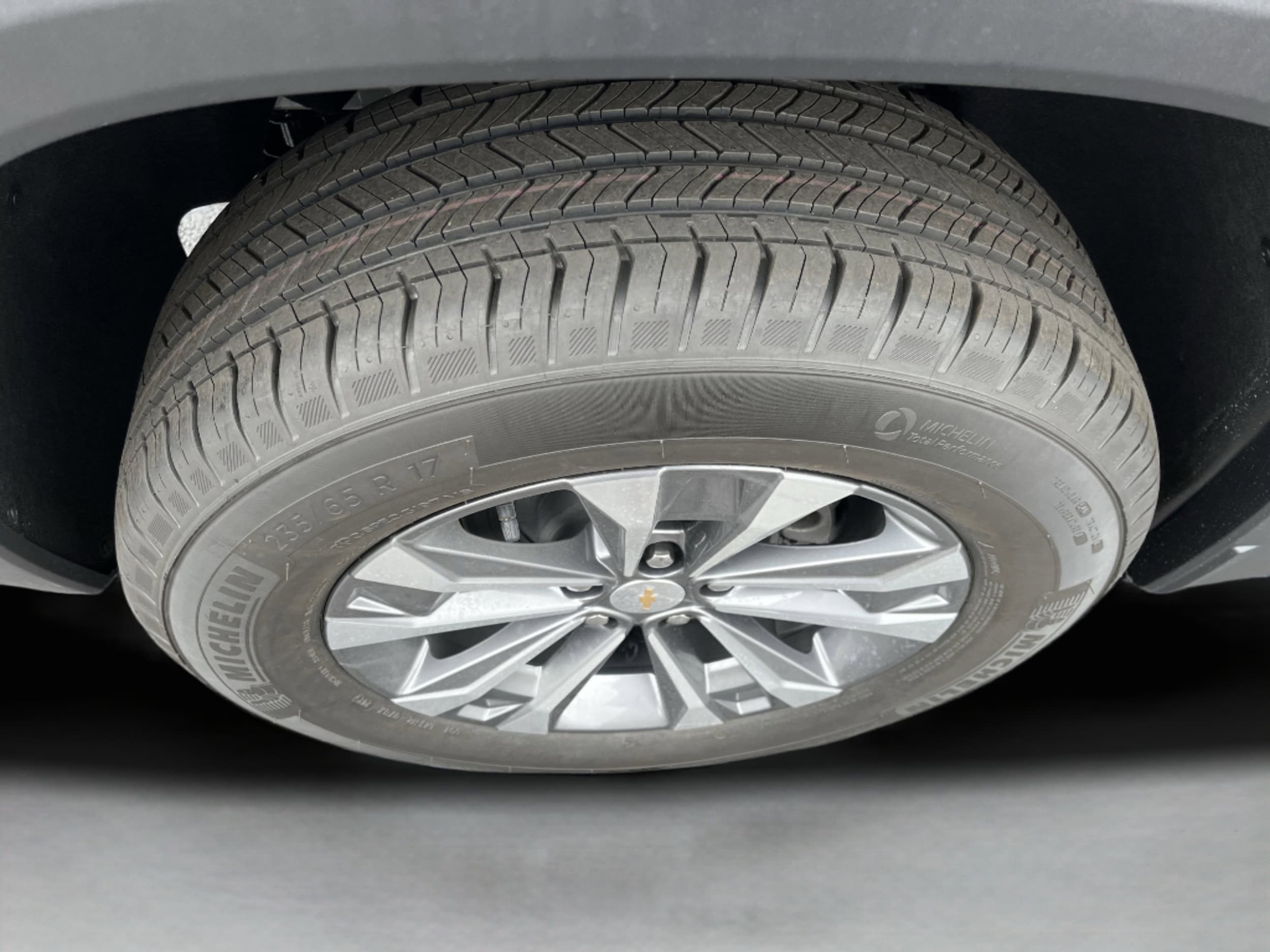 2026 Chevrolet Equinox LT - Photo 10