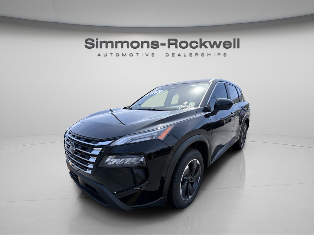 Used 2025 Nissan Rogue SV