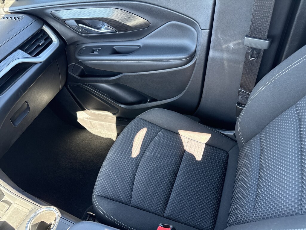 Used 2024 GMC Terrain SLE SUV