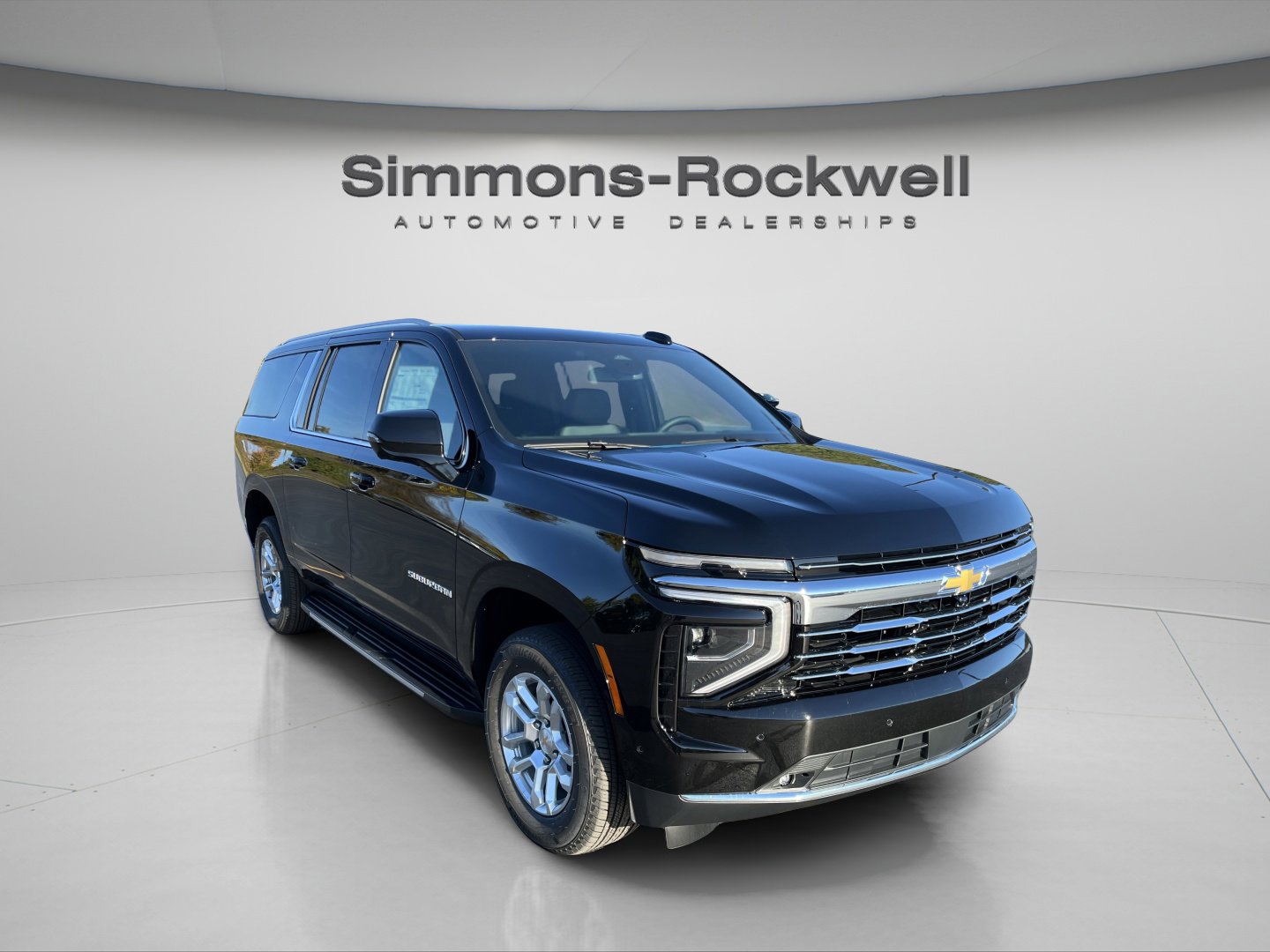 2026 Chevrolet Suburban LT photo 2