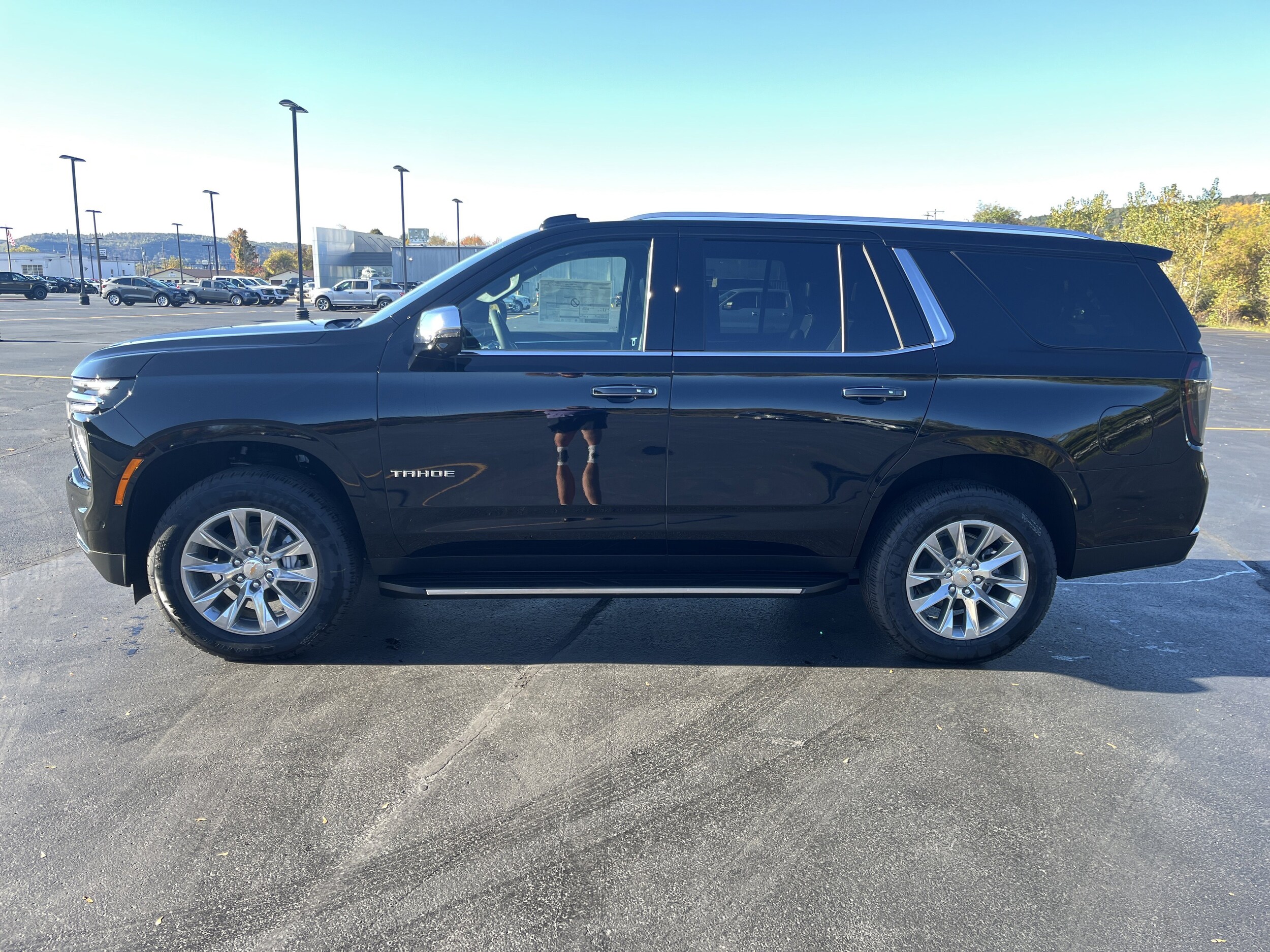 2026 Chevrolet Tahoe Premier photo 2