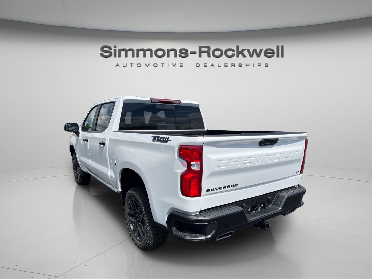 2026 Chevrolet Silverado 1500 LT Trail Boss - Photo 3