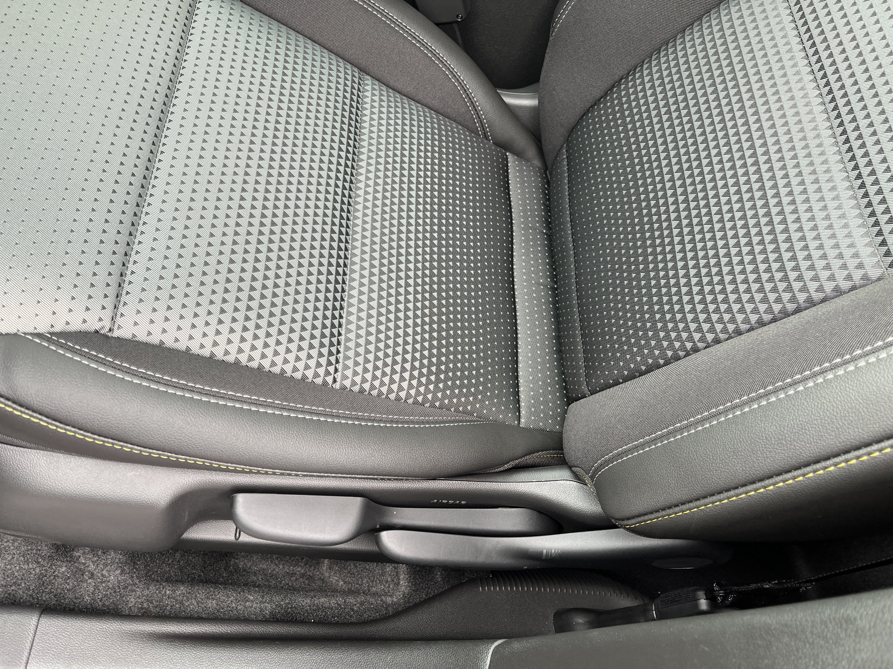 2026 Chevrolet Trax LT - Photo 15