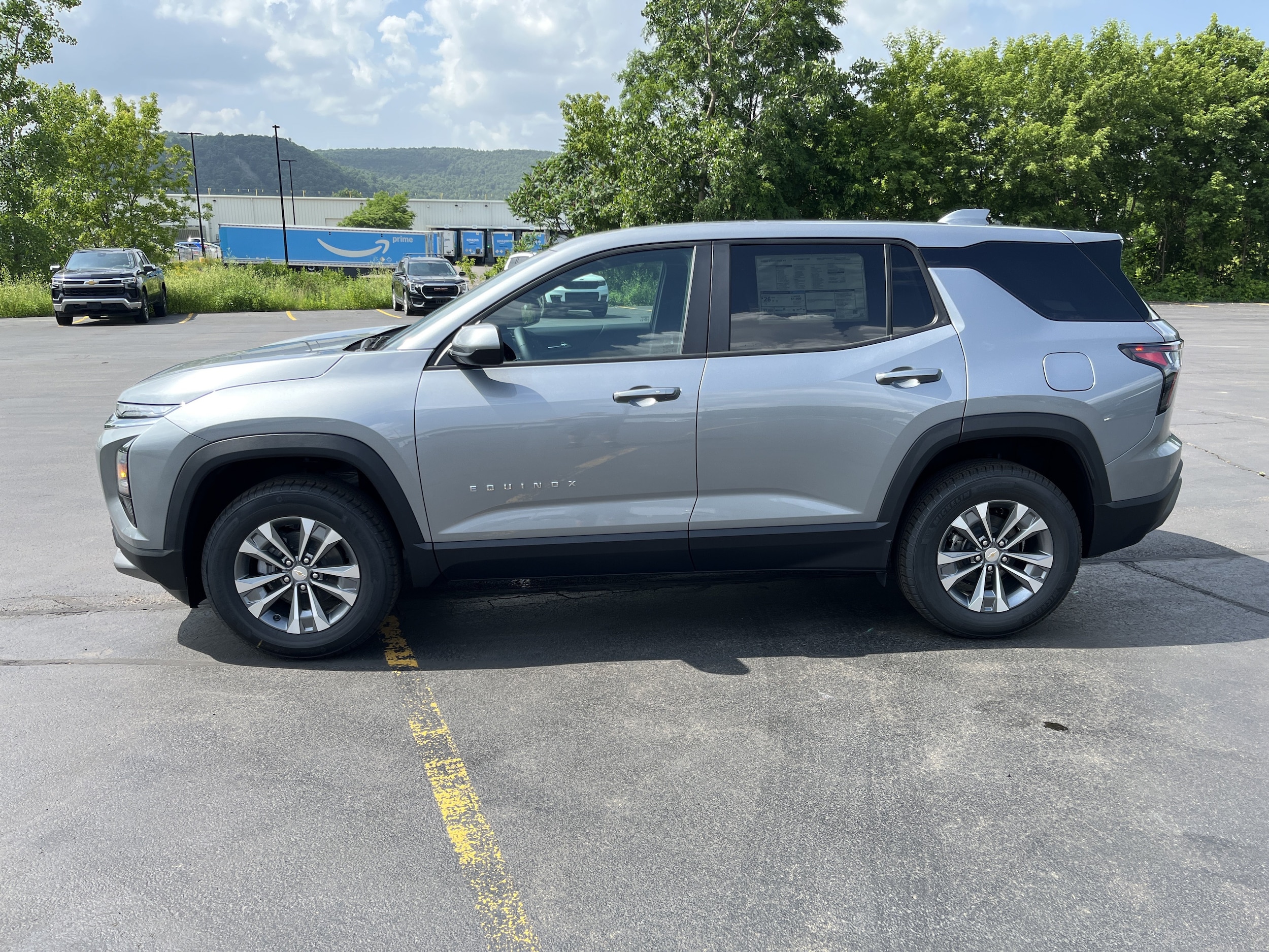 2027 Chevrolet Equinox LT - Photo 25