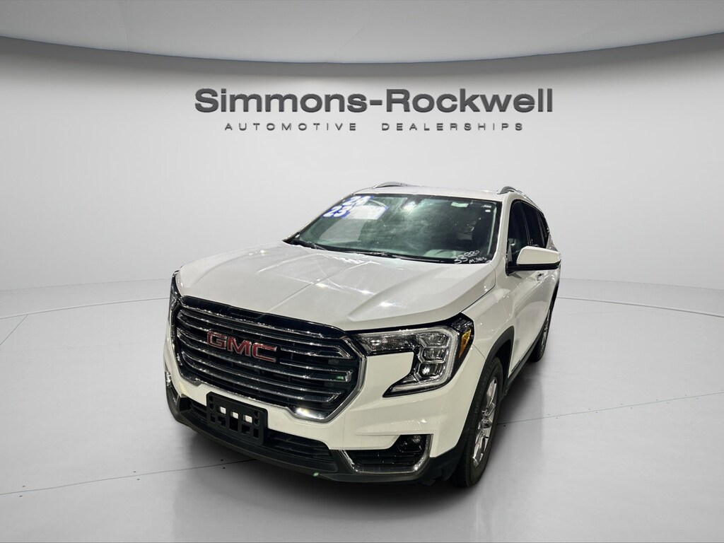 Used 2024 GMC Terrain SLT SUV