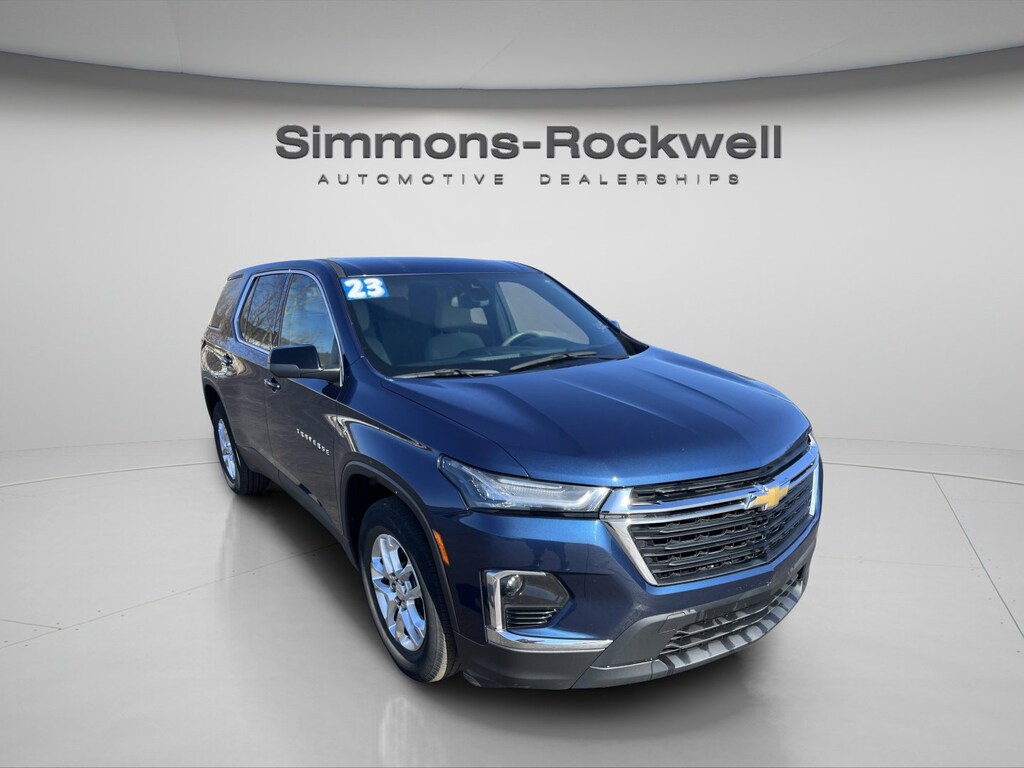 Used 2023 Chevrolet Traverse LS SUV