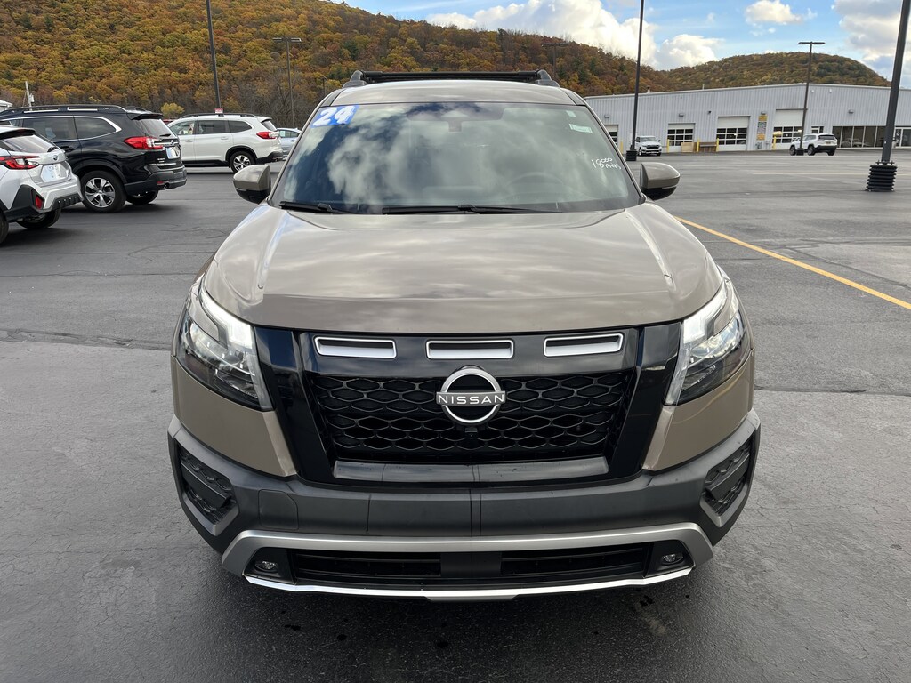Used 2024 Nissan Pathfinder Rock Creek 4WD SUV