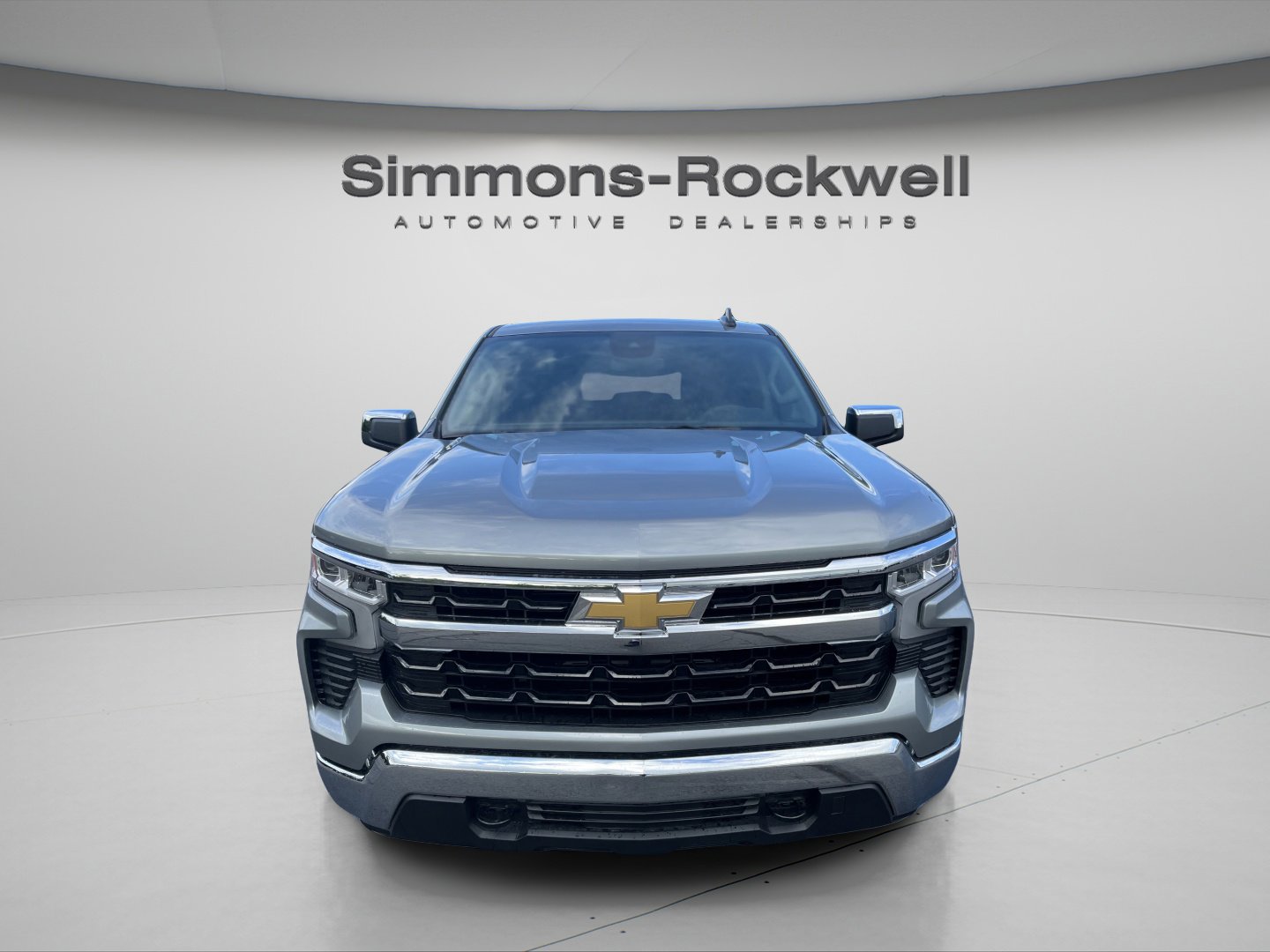 2025 Chevrolet Silverado 1500 LT photo 2