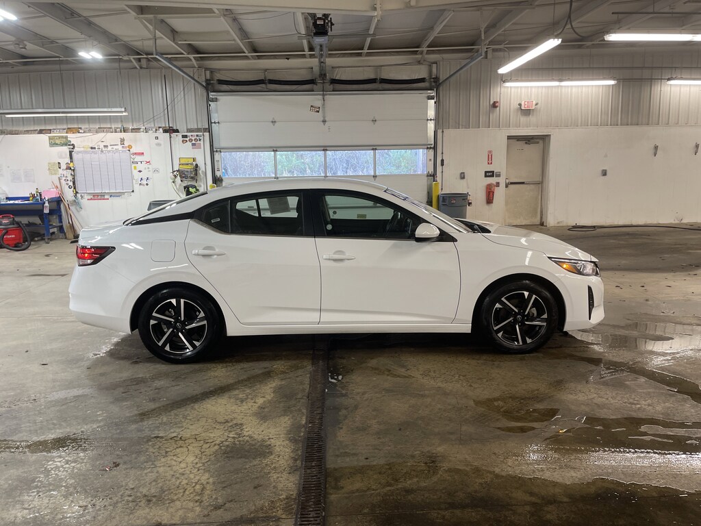 Used 2024 Nissan Sentra SV