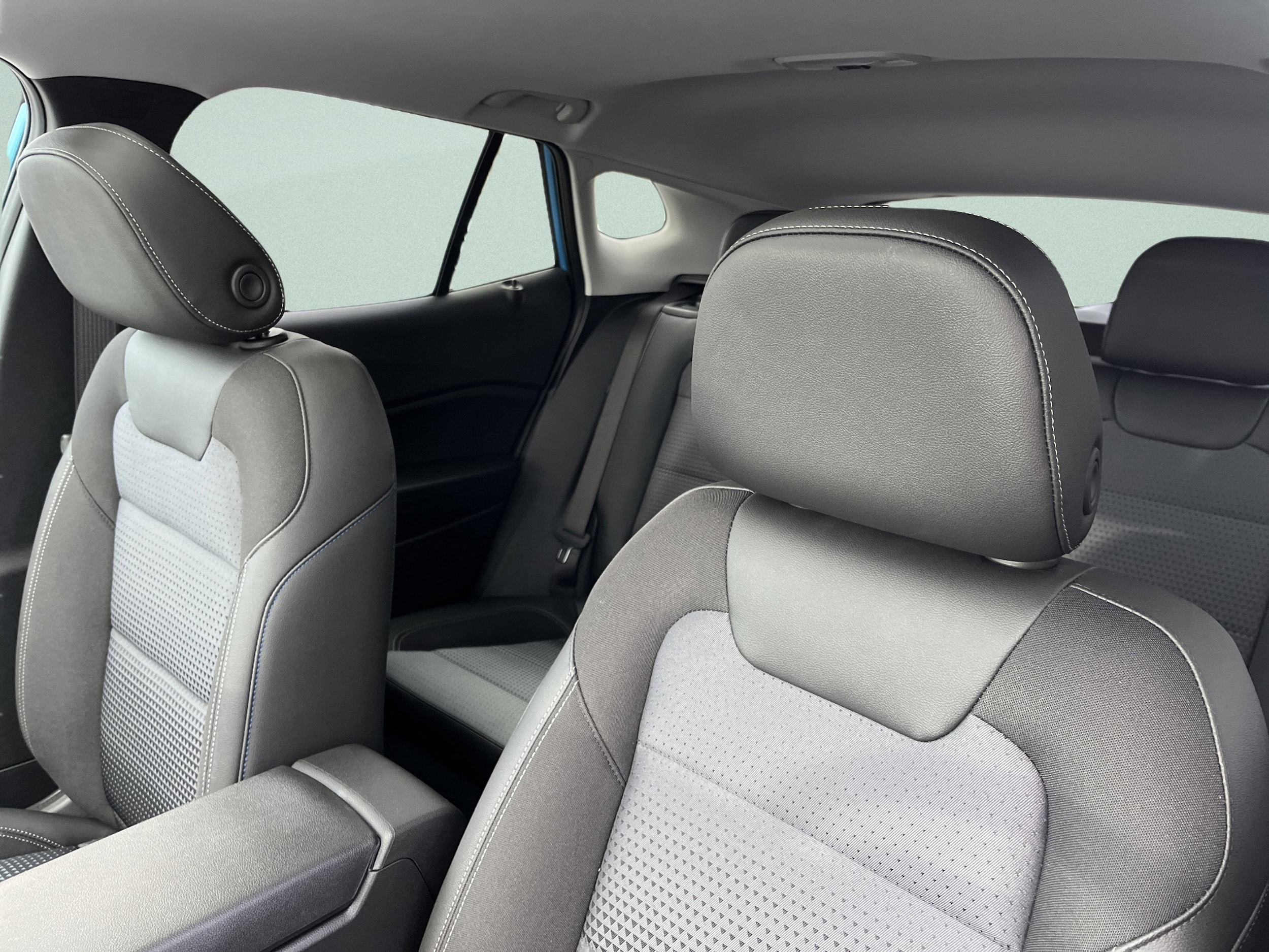 2026 Chevrolet Trax LT - Photo 19
