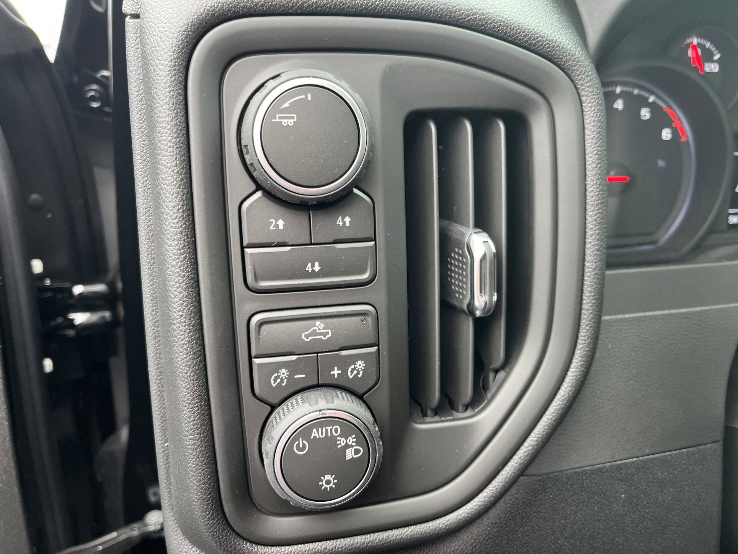 2026 Chevrolet Silverado 2500 HD Custom - Photo 22