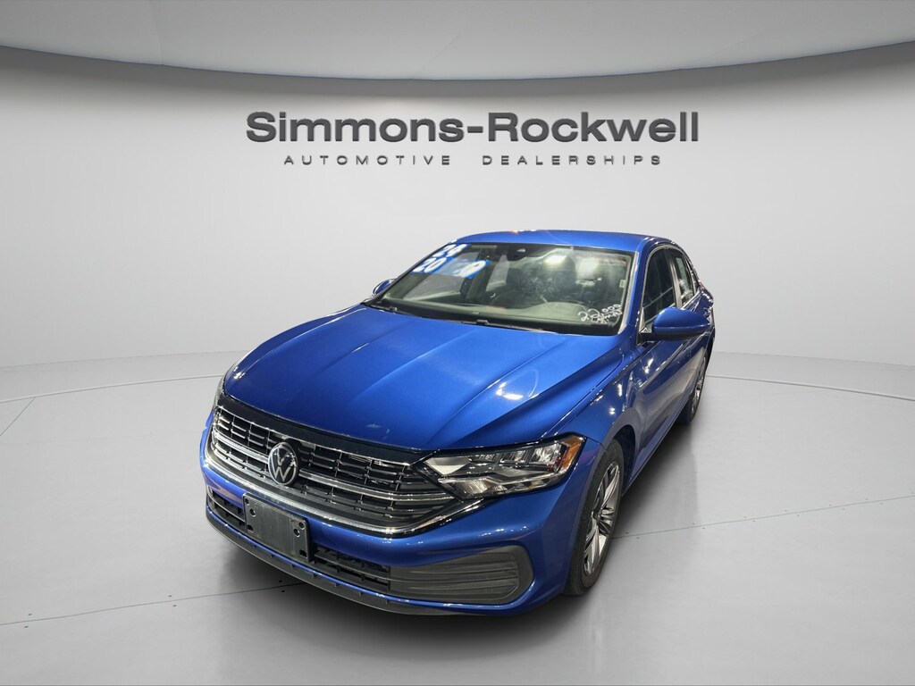 Used 2024 Volkswagen Jetta SE