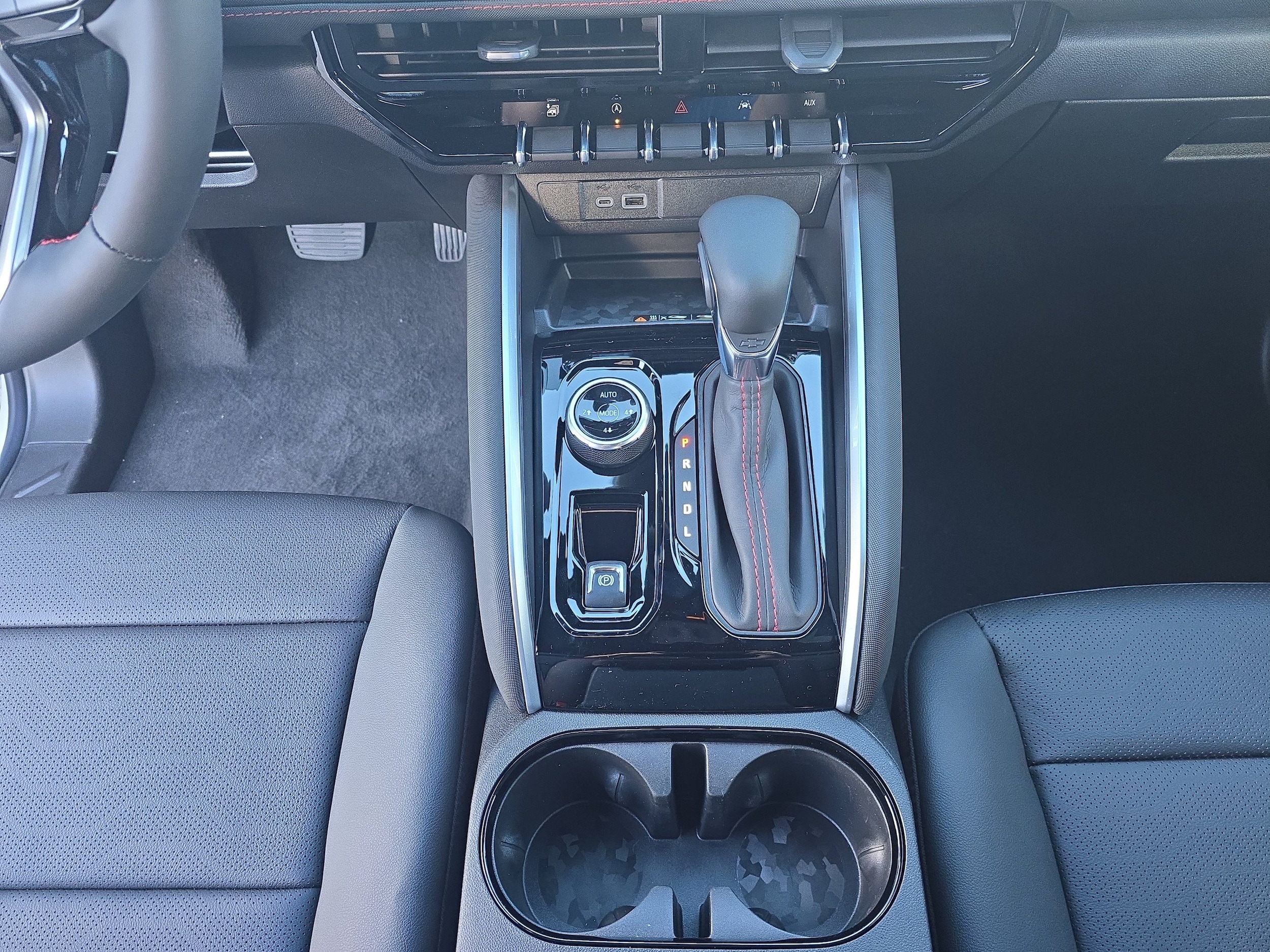 2026 Chevrolet Colorado Z71 - Photo 24