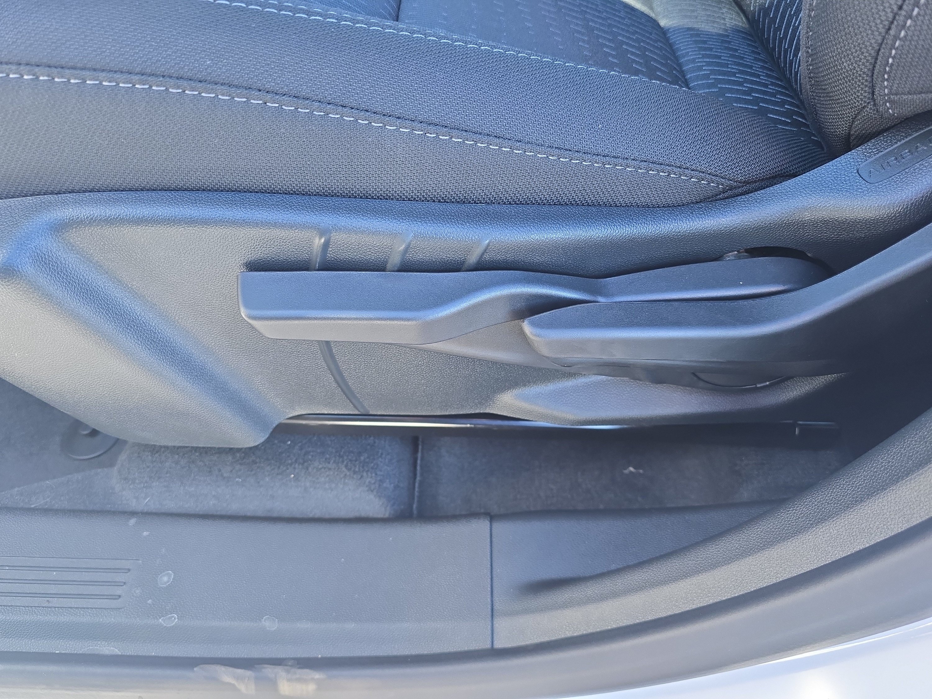 2027 Chevrolet Equinox LT - Photo 14
