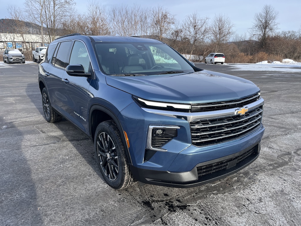 New 2026 Chevrolet Traverse LT SUV