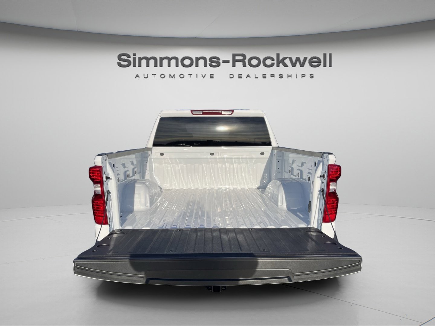 2026 Chevrolet Silverado 1500 LT - Photo 9