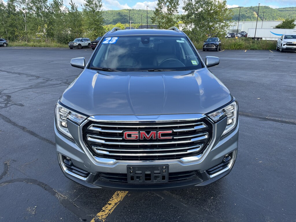 Used 2023 GMC Terrain SLT SUV