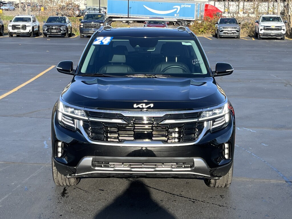 Used 2024 Kia Seltos SX Turbo SUV