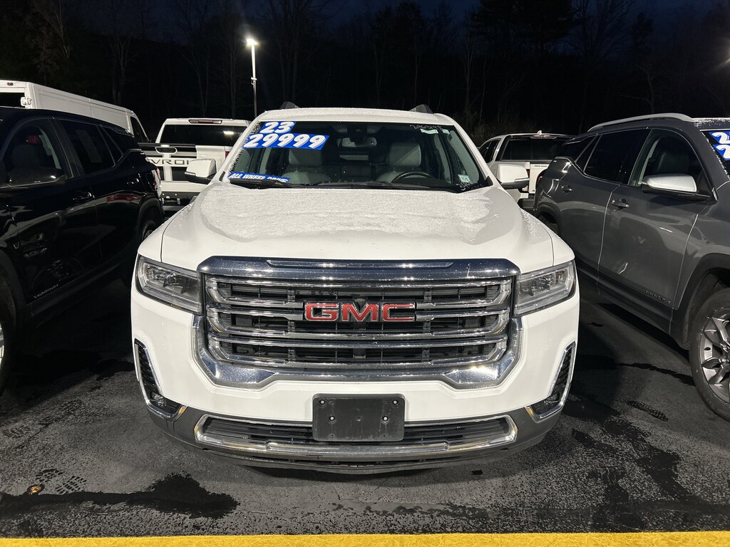 Used 2023 GMC Acadia SLT SUV